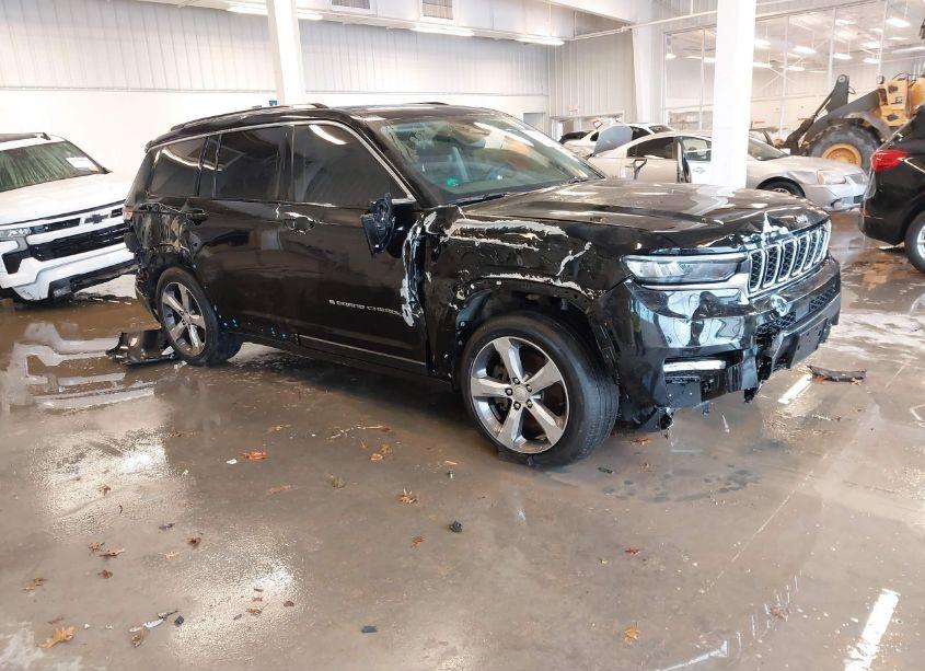2021 Jeep Grand CHEROKEE L LIMITED 4X4 (VIN 1C4RJKBGXM8162350) main photo