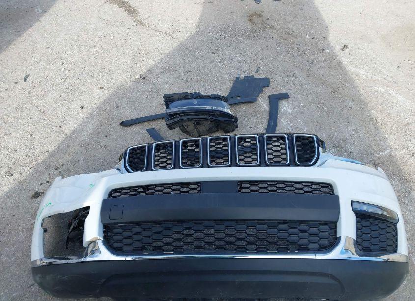 Photo 12 of 2021 Jeep Grand CHEROKEE L LIMITED 4X4 (VIN 1C4RJKBGXM8163787)