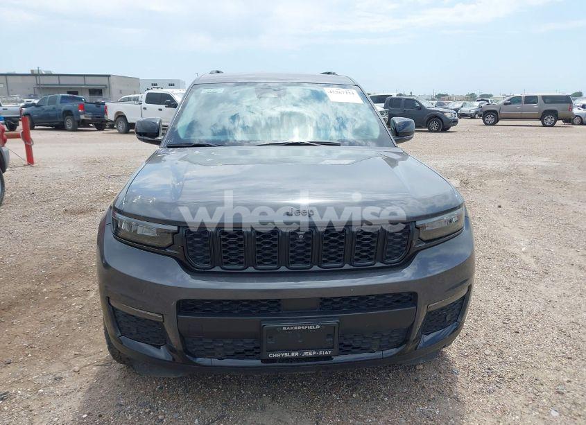 Photo 12 of 2023 Jeep Grand CHEROKEE L LIMITED 4X4 (VIN 1C4RJKBGXP8702638)