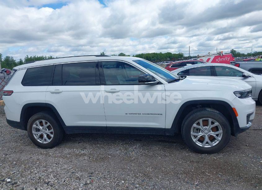 Photo 13 of 2023 Jeep Grand CHEROKEE L LIMITED 4X4 (VIN 1C4RJKBGXP8780661)