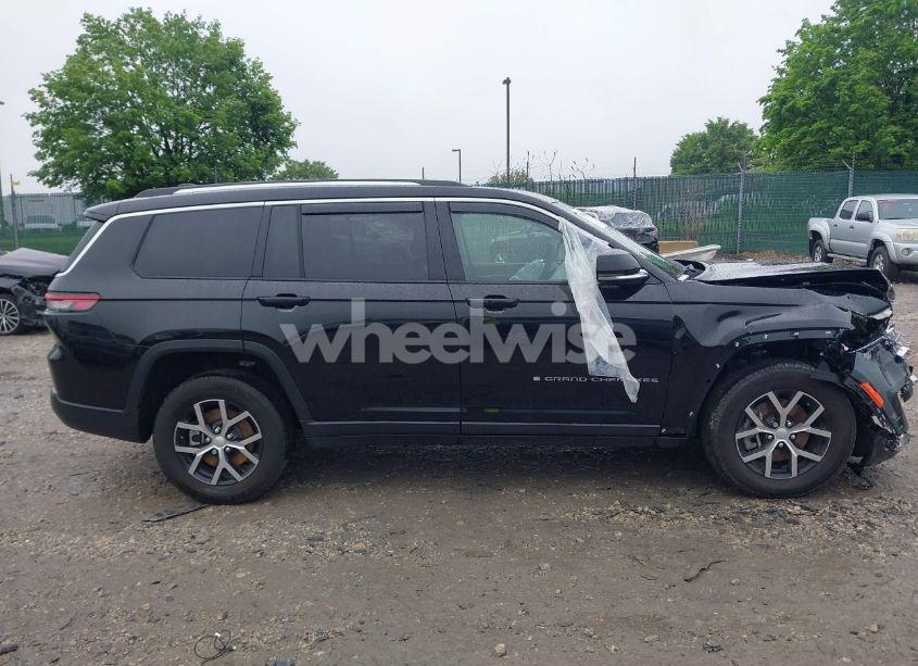 Photo 12 of 2023 Jeep Grand CHEROKEE L LIMITED 4X4 (VIN 1C4RJKBGXP8795290)