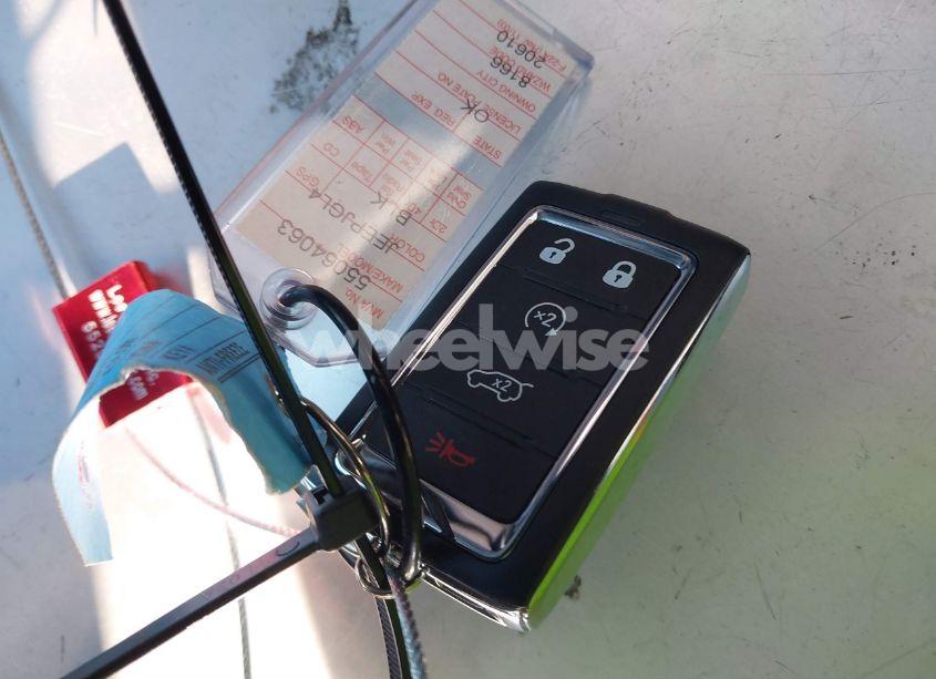 Photo 11 of 2024 Jeep Grand CHEROKEE L LIMITED 4X4 (VIN 1C4RJKBGXR8529965)