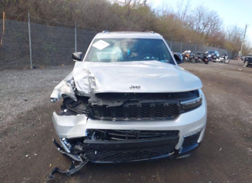 Photo 12 of 2024 Jeep Grand CHEROKEE L LIMITED 4X4 (VIN 1C4RJKBGXR8622470)