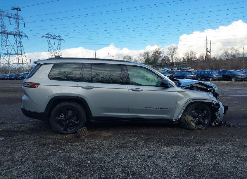 Photo 13 of 2024 Jeep Grand CHEROKEE L LIMITED 4X4 (VIN 1C4RJKBGXR8622470)