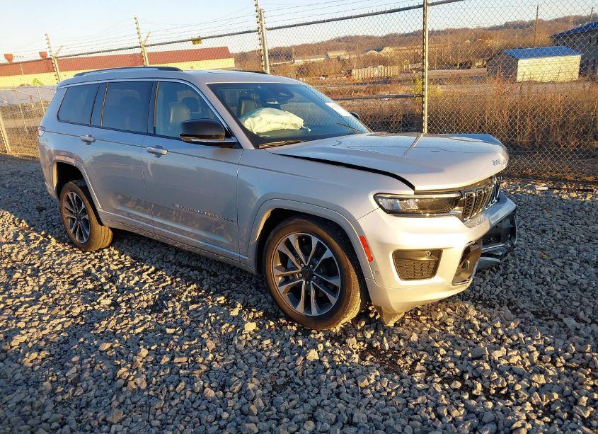 2023 Jeep Grand CHEROKEE L OVERLAND 4X4 (VIN 1C4RJKDG1P8831221) main photo