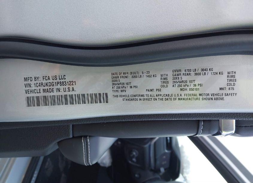 Photo 9 of 2023 Jeep Grand CHEROKEE L OVERLAND 4X4 (VIN 1C4RJKDG1P8831221)