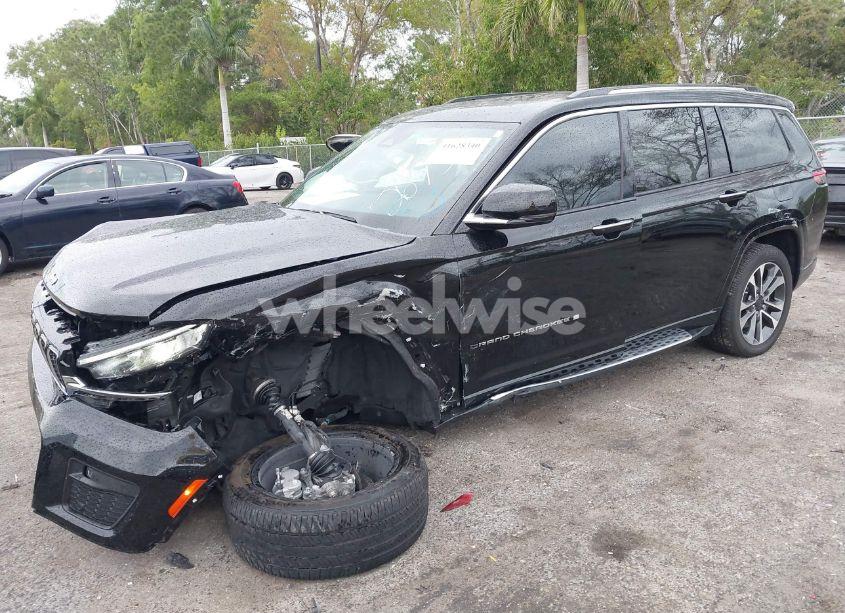 Photo 2 of 2023 Jeep Grand CHEROKEE L OVERLAND 4X4 (VIN 1C4RJKDG1P8832675)