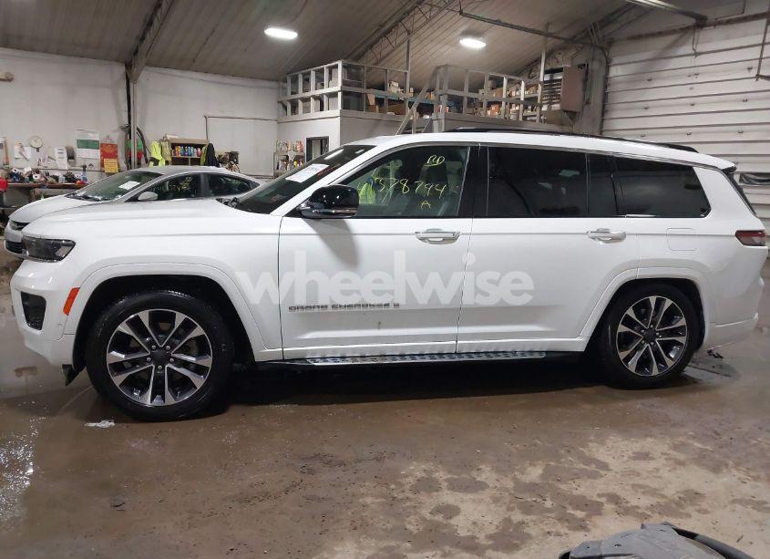 Photo 14 of 2023 Jeep Grand CHEROKEE L OVERLAND 4X4 (VIN 1C4RJKDG1P8912204)