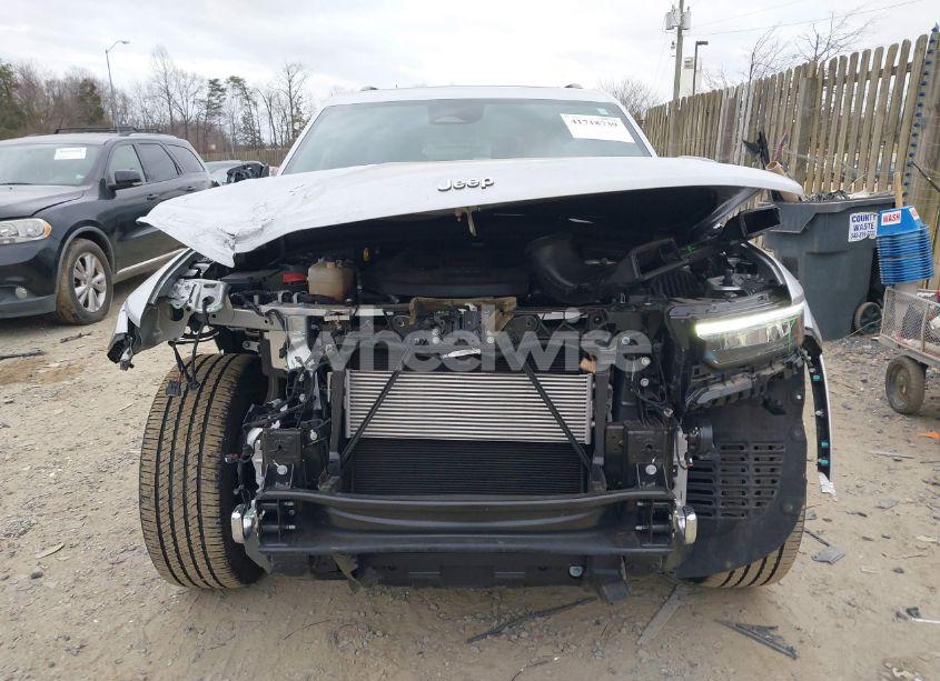 Photo 13 of 2023 Jeep Grand CHEROKEE L OVERLAND 4X4 (VIN 1C4RJKDG4P8708478)