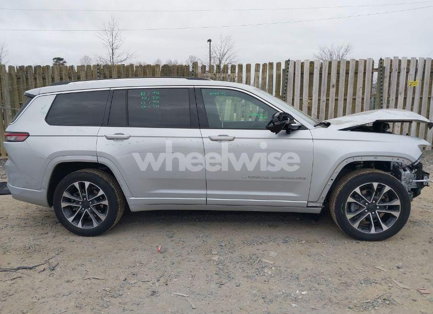 Photo 14 of 2023 Jeep Grand CHEROKEE L OVERLAND 4X4 (VIN 1C4RJKDG4P8708478)