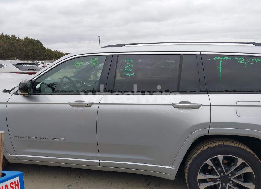 Photo 15 of 2023 Jeep Grand CHEROKEE L OVERLAND 4X4 (VIN 1C4RJKDG4P8708478)