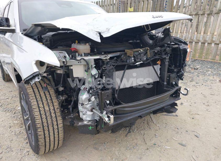 Photo 6 of 2023 Jeep Grand CHEROKEE L OVERLAND 4X4 (VIN 1C4RJKDG4P8708478)