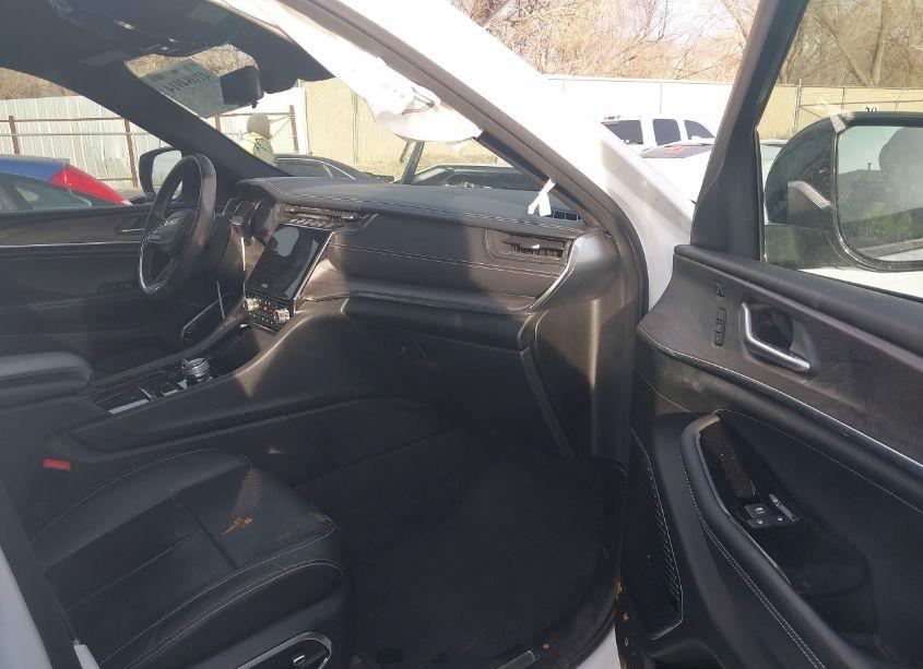 Photo 5 of 2022 Jeep Grand CHEROKEE L OVERLAND 4X4 (VIN 1C4RJKDG5N8526513)