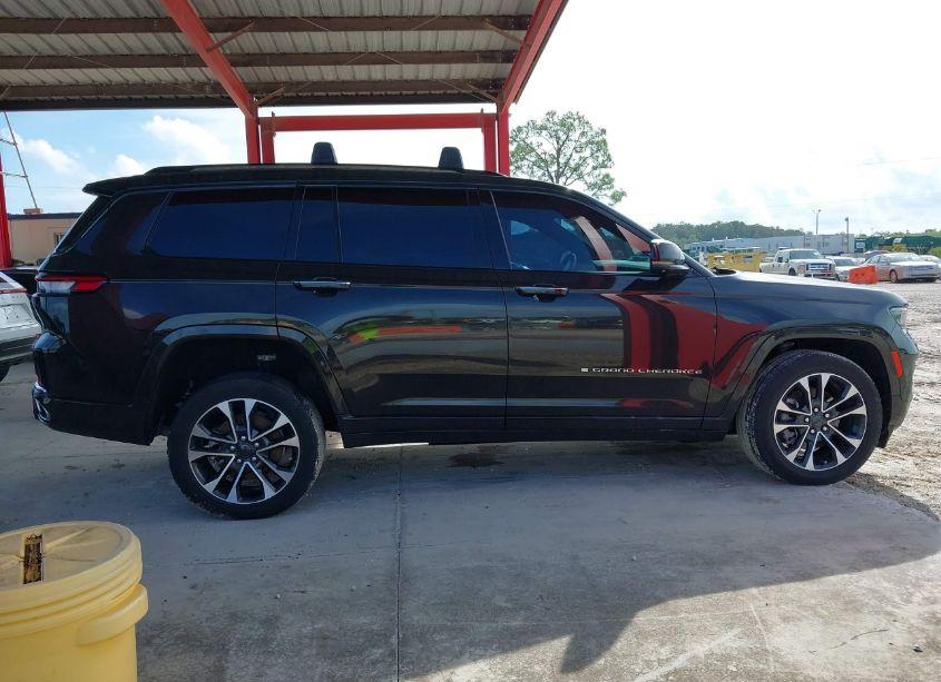 Photo 13 of 2022 Jeep Grand CHEROKEE L OVERLAND (VIN 1C4RJKDG7N8512886)
