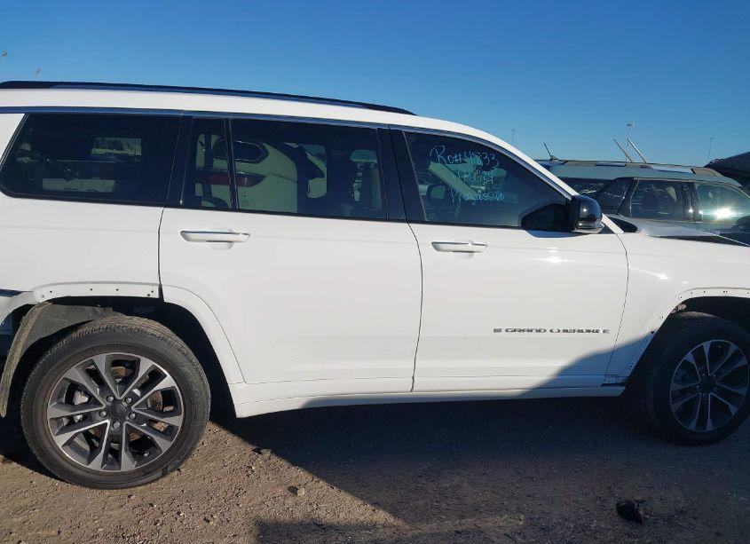 Photo 14 of 2023 Jeep Grand CHEROKEE L OVERLAND 4X4 (VIN 1C4RJKDG7P8107677)