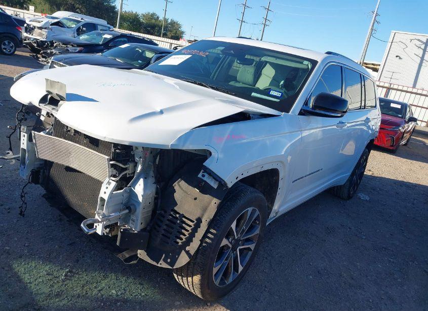 Photo 2 of 2023 Jeep Grand CHEROKEE L OVERLAND 4X4 (VIN 1C4RJKDG7P8107677)