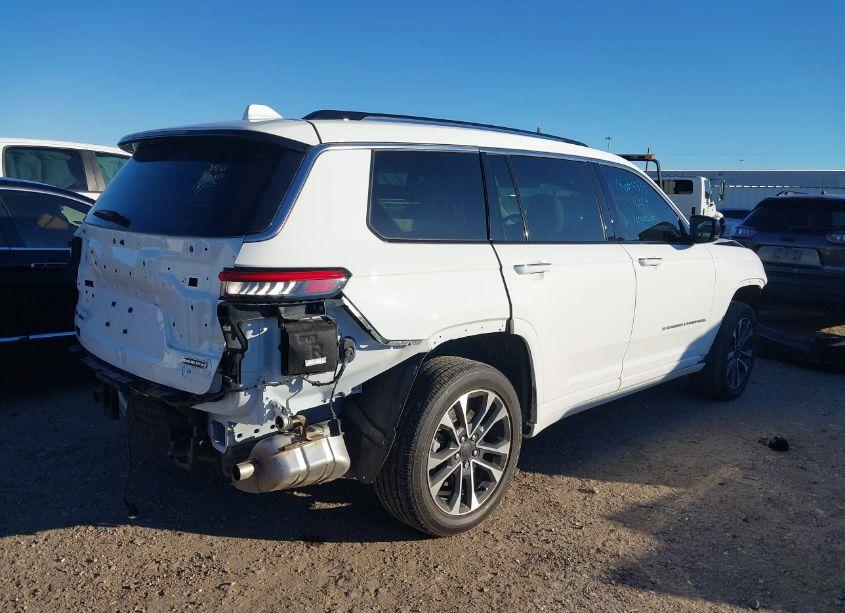 Photo 4 of 2023 Jeep Grand CHEROKEE L OVERLAND 4X4 (VIN 1C4RJKDG7P8107677)