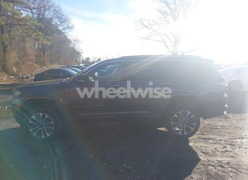 Photo 14 of 2021 Jeep Grand CHEROKEE L OVERLAND 4X4 (VIN 1C4RJKDT4M8156604)