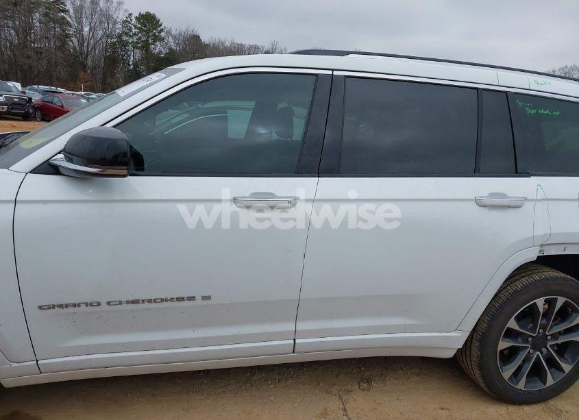 Photo 14 of 2023 Jeep Grand CHEROKEE L OVERLAND 4X4 (VIN 1C4RJKDT9P8107466)