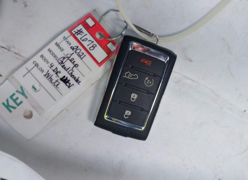 Photo 11 of 2021 Jeep Grand CHEROKEE L SUMMIT RESERVE 4X4 (VIN 1C4RJKEG2M8195922)