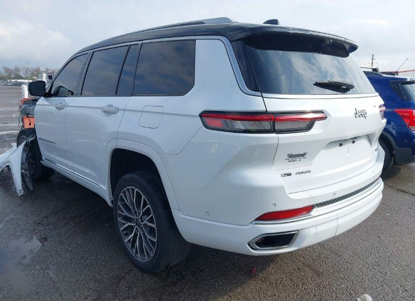 Photo 3 of 2021 Jeep Grand CHEROKEE L SUMMIT RESERVE 4X4 (VIN 1C4RJKEG2M8195922)