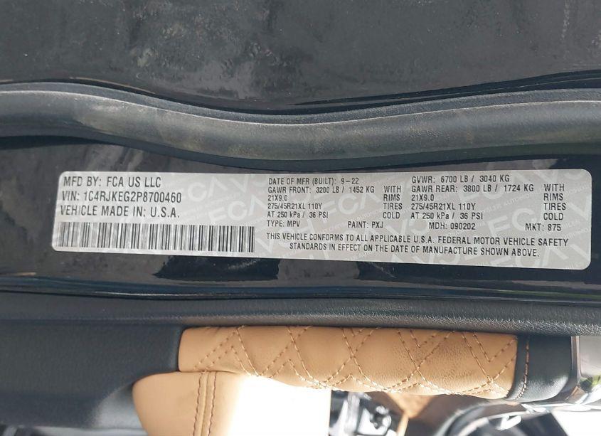 Photo 9 of 2023 Jeep Grand CHEROKEE L SUMMIT 4X4 (VIN 1C4RJKEG2P8700460)