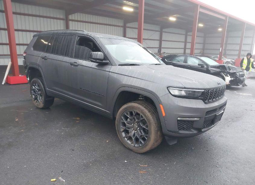 2024 Jeep Grand CHEROKEE L SUMMIT 4X4 (VIN 1C4RJKEG9R8917670) main photo