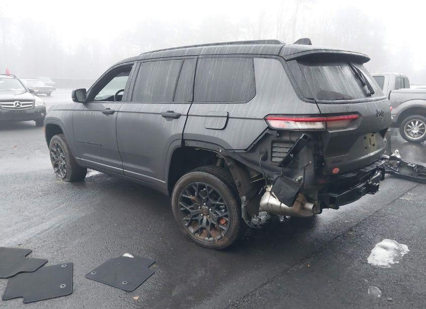 Photo 3 of 2024 Jeep Grand CHEROKEE L SUMMIT 4X4 (VIN 1C4RJKEG9R8917670)