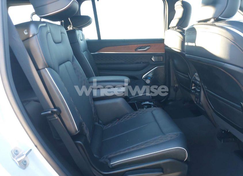 Photo 8 of 2023 Jeep Grand CHEROKEE L SUMMIT RESERVE 4X4 (VIN 1C4RJKET8P8721939)