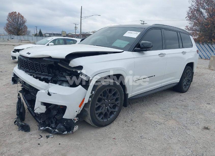 Photo 2 of 2023 Jeep Grand CHEROKEE L SUMMIT RESERVE 4X4 (VIN 1C4RJKETXP8864181)