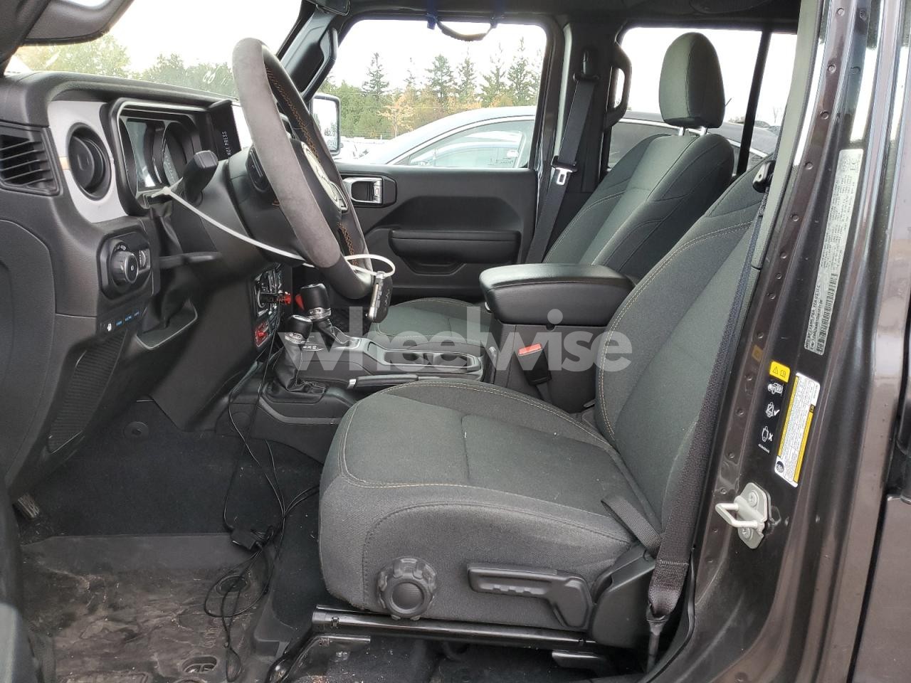 Photo 7 of 2024 JEEP WRANGLER 4XE (VIN 1C4RJXN61RW161106)