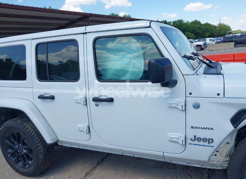 Photo 13 of 2024 Jeep Wrangler 4XE SAHARA 4XE (VIN 1C4RJXP60RW225567)