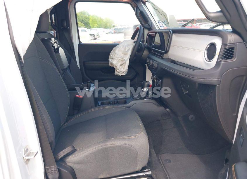 Photo 5 of 2024 Jeep Wrangler 4XE SAHARA 4XE (VIN 1C4RJXP60RW225567)