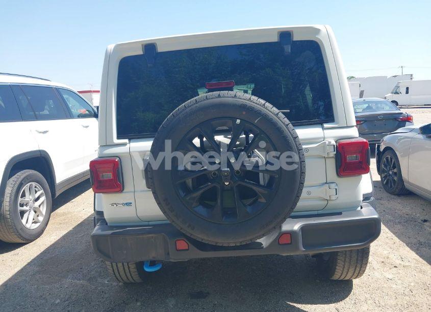 Photo 16 of 2024 Jeep Wrangler 4XE SAHARA 4XE (VIN 1C4RJXP60RW292413)