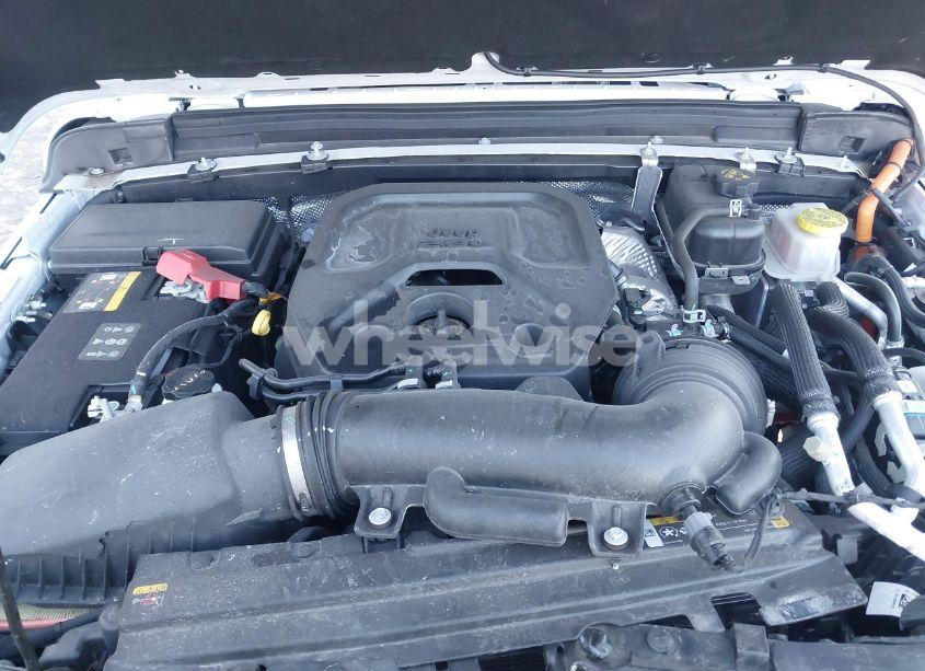 Photo 10 of 2024 Jeep Wrangler 4XE SAHARA 4XE (VIN 1C4RJXP61RW168800)