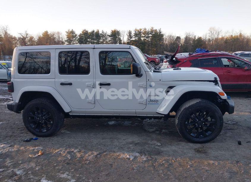 Photo 13 of 2024 Jeep Wrangler 4XE SAHARA 4XE (VIN 1C4RJXP61RW168800)