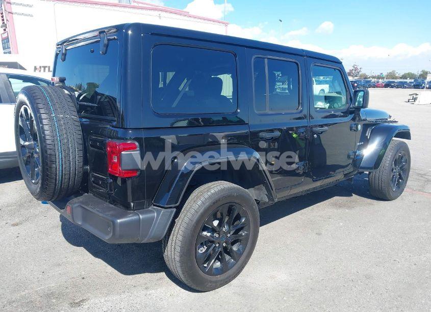 Photo 4 of 2024 Jeep Wrangler 4XE SAHARA 4XE (VIN 1C4RJXP63RW192404)