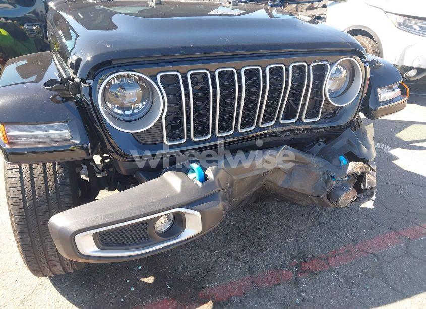 Photo 6 of 2024 Jeep Wrangler 4XE SAHARA 4XE (VIN 1C4RJXP63RW192404)