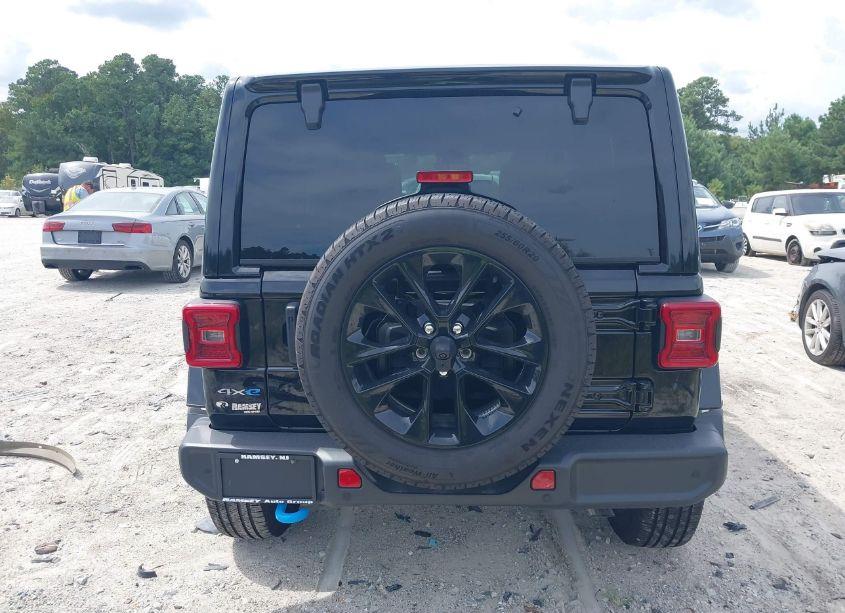 Photo 16 of 2024 Jeep Wrangler 4XE SAHARA 4XE (VIN 1C4RJXP64RW189351)