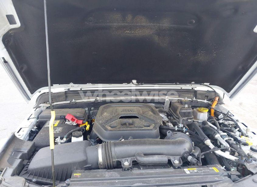 Photo 10 of 2024 Jeep Wrangler 4XE SAHARA 4XE (VIN 1C4RJXP64RW270463)