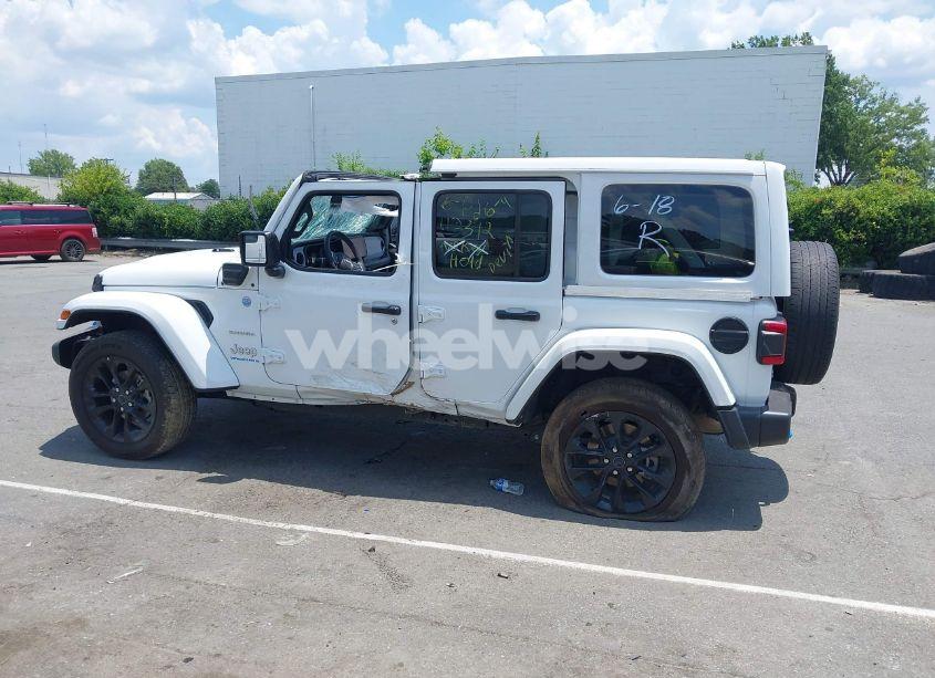 Photo 14 of 2024 Jeep Wrangler 4XE SAHARA 4XE (VIN 1C4RJXP64RW270463)
