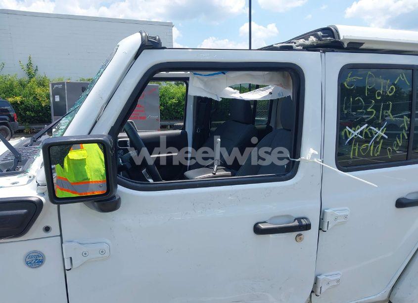 Photo 17 of 2024 Jeep Wrangler 4XE SAHARA 4XE (VIN 1C4RJXP64RW270463)