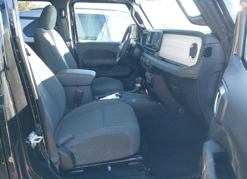 Photo 5 of 2024 Jeep Wrangler 4XE SAHARA 4XE (VIN 1C4RJXP65RW270584)