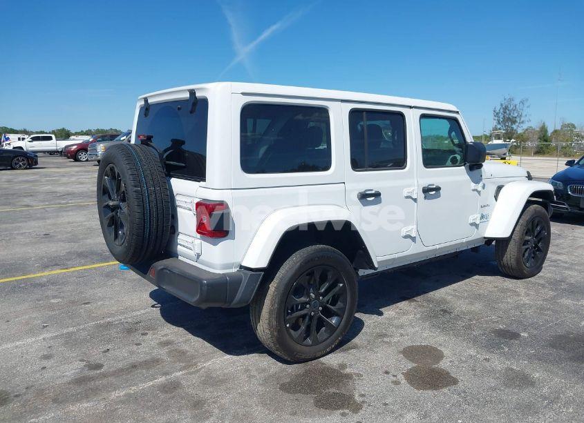 Photo 4 of 2024 Jeep Wrangler 4XE SAHARA 4XE (VIN 1C4RJXP66RW225900)