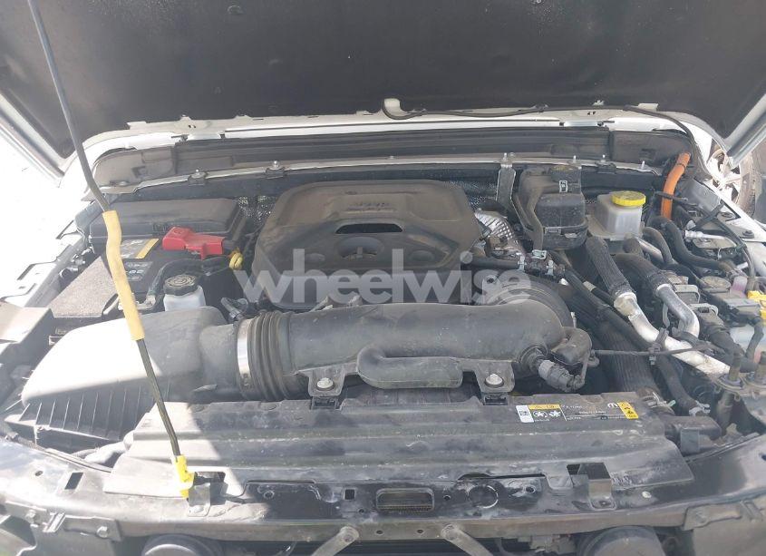 Photo 10 of 2024 Jeep Wrangler 4XE SAHARA 4XE (VIN 1C4RJXP69RW224868)