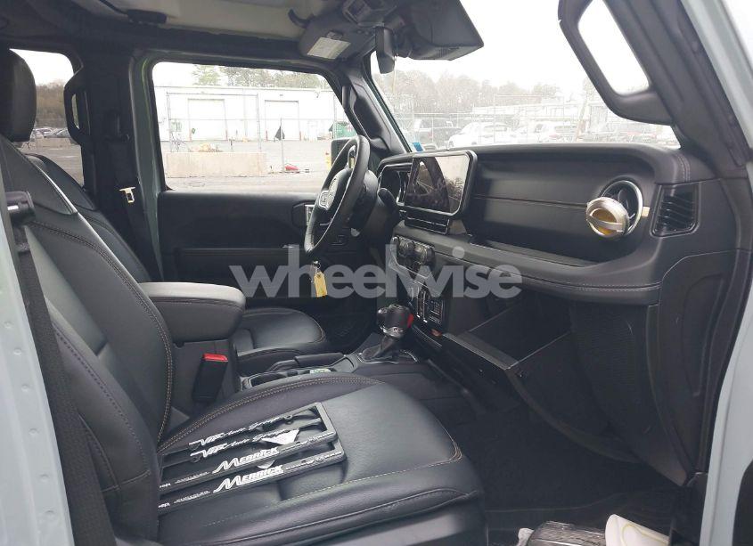 Photo 5 of 2024 Jeep Wrangler 4XE SAHARA 4XE (VIN 1C4RJXP6XRW254719)