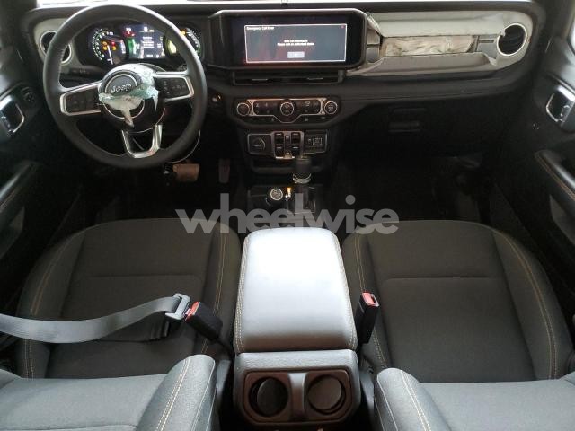 Photo 14 of 2025 JEEP WRANGLER SAHARA 4XE N/A (VIN 1C4RJXP6XSW578341)