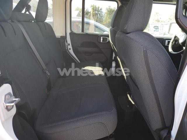 Photo 5 of 2025 JEEP WRANGLER SAHARA 4XE N/A (VIN 1C4RJXP6XSW579389)
