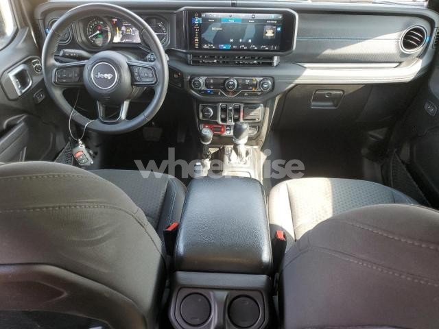 Photo 7 of 2024 JEEP WRANGLER RUBICON 4XE (VIN 1C4RJXR60RW126700)