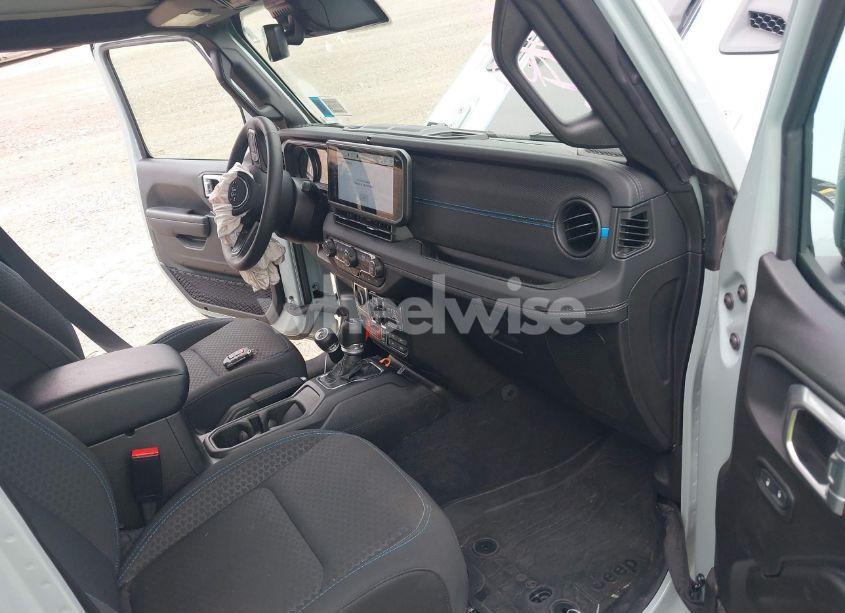 Photo 5 of 2024 Jeep Wrangler 4XE RUBICON 4XE (VIN 1C4RJXR62RW199003)